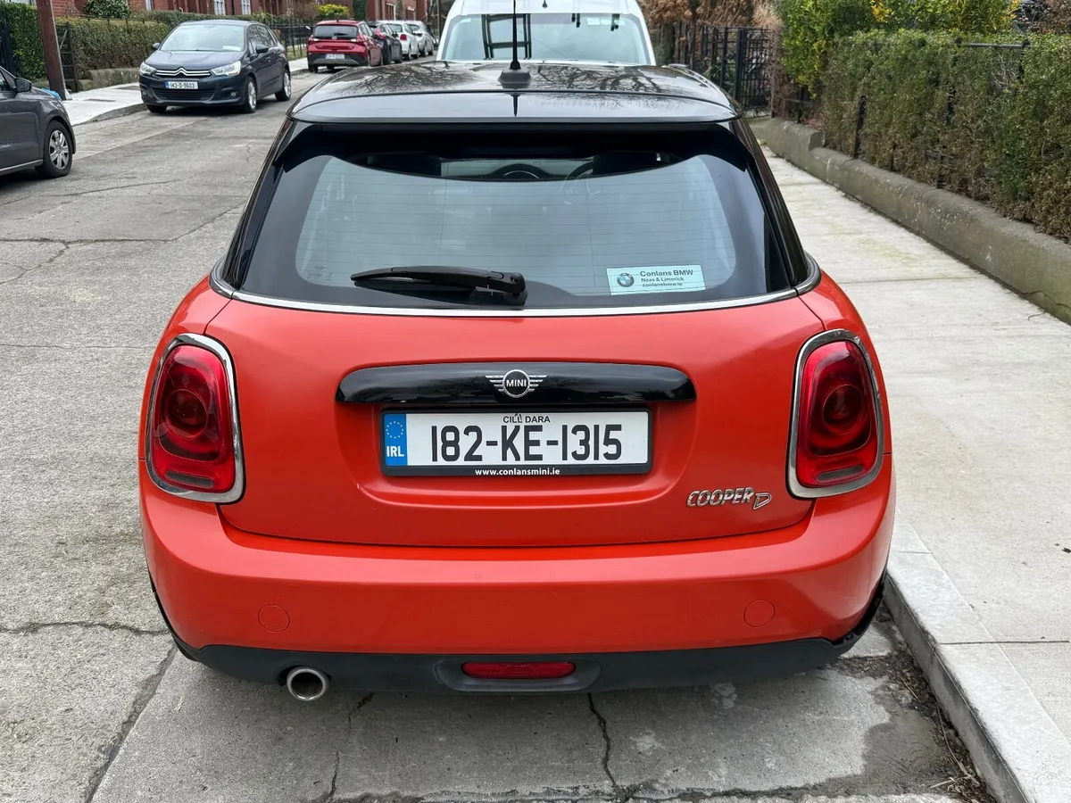 Mini Cooper 2018 - Image 2