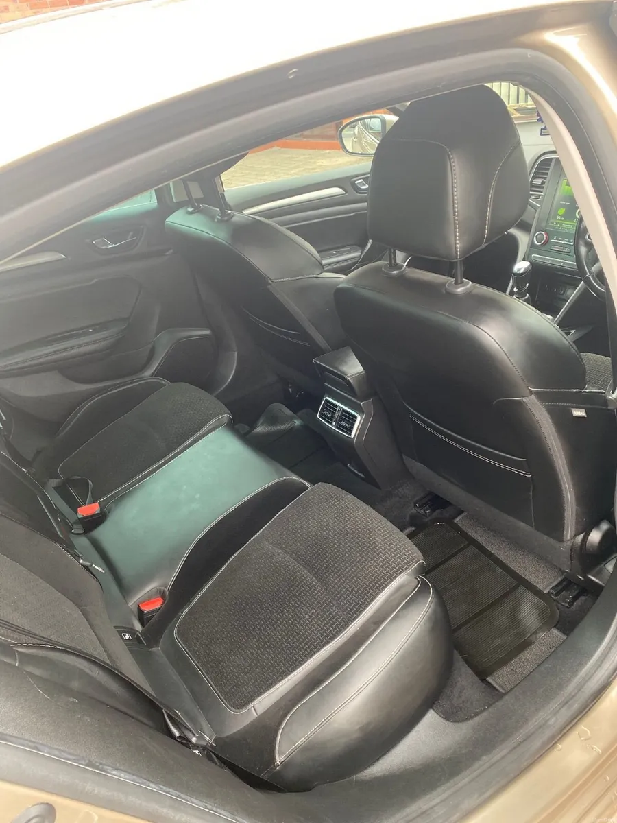 Renault Megane 2017 - Image 3
