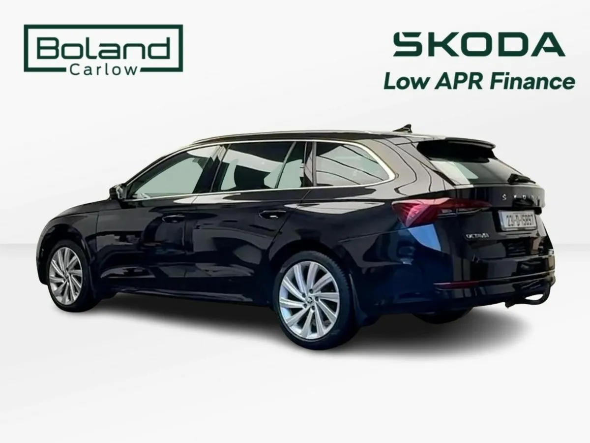 Skoda Octavia 2.0TDI STYLE COMBI *DSG 150BHP* €110 - Image 3