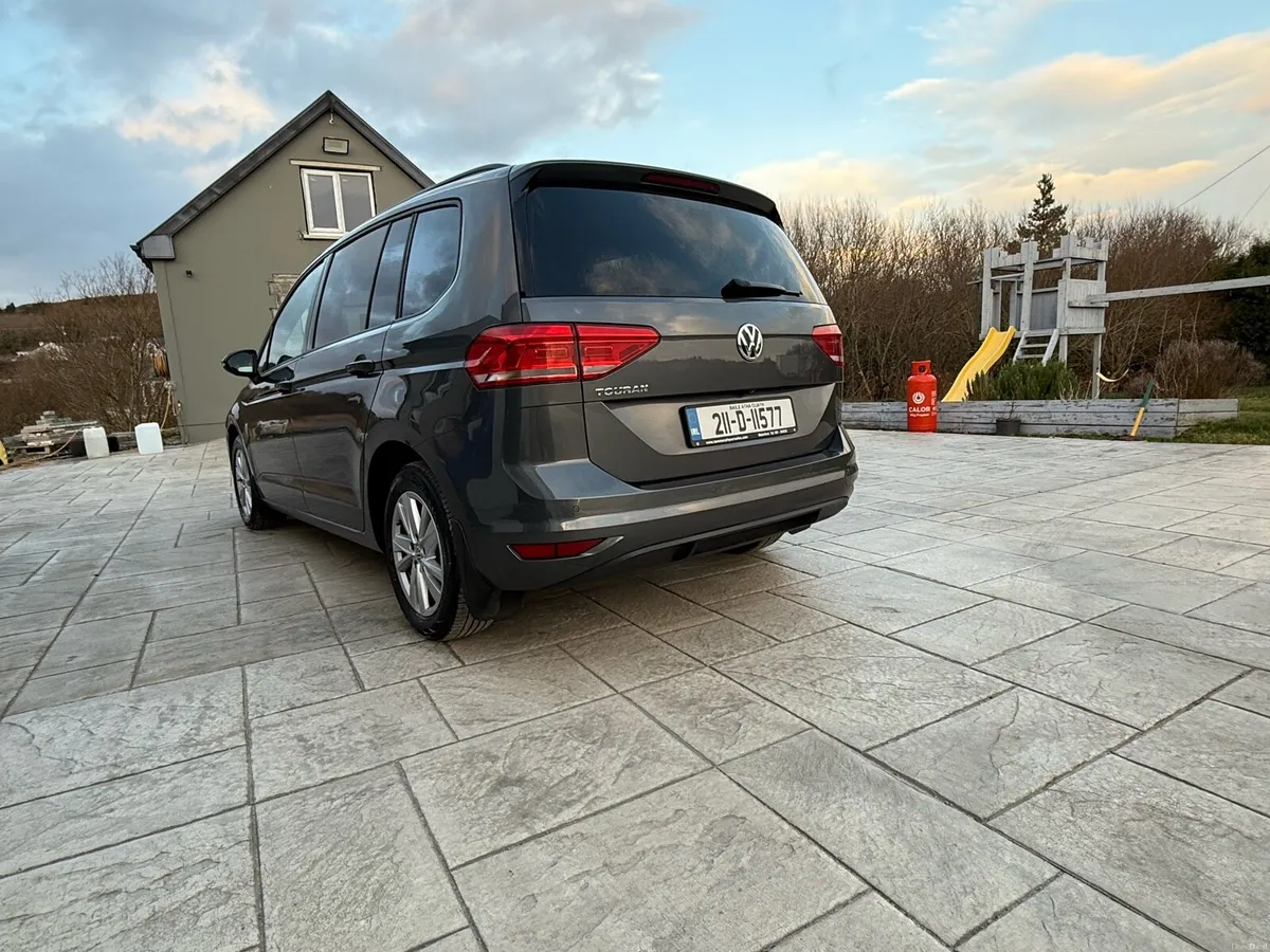 2021 VW Touran 7 seats - Image 4
