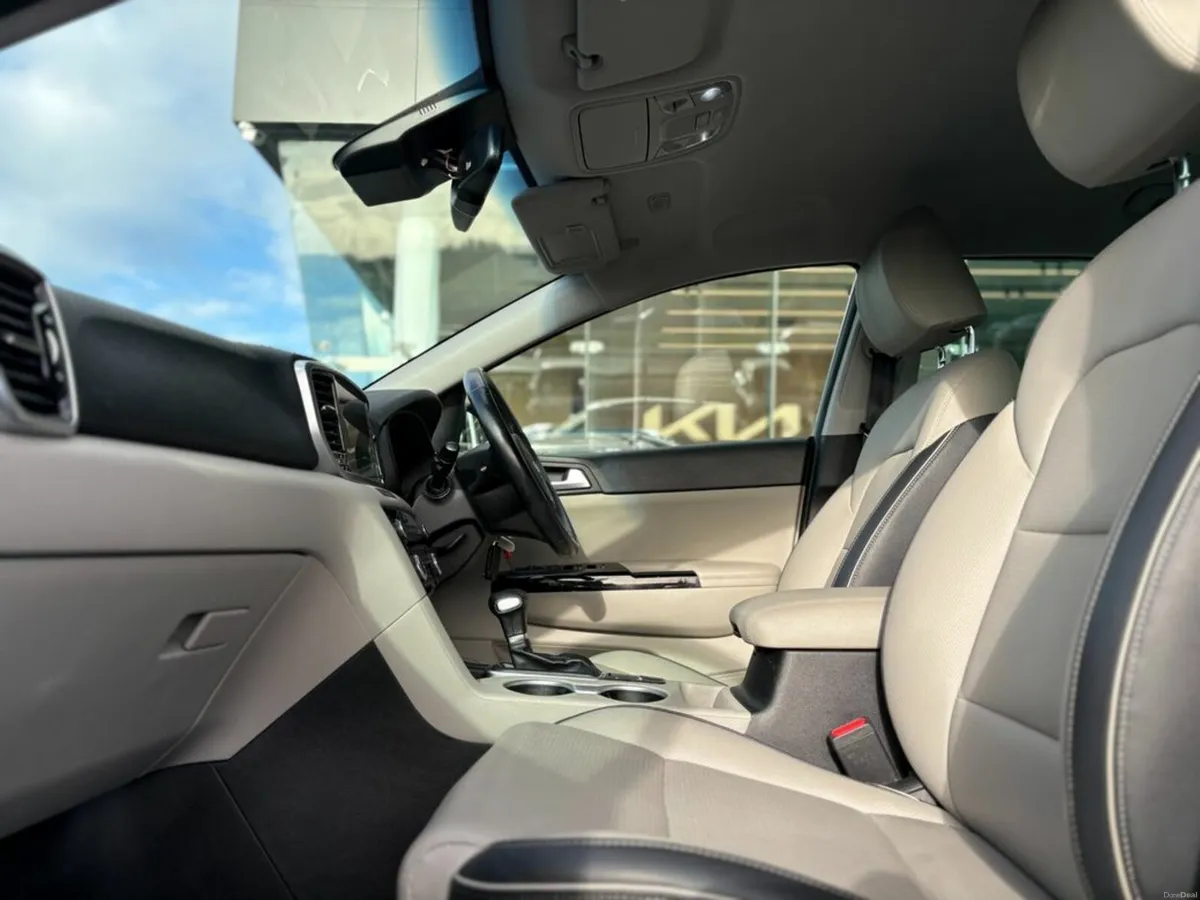 Kia Sportage 1.6 Diesel Automatic ( Black Edition - Image 3