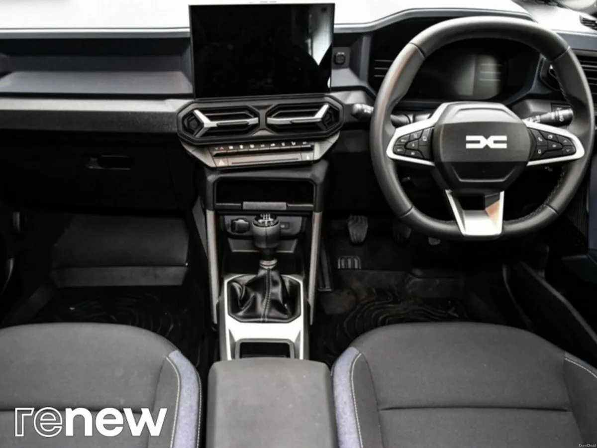 Dacia Duster TCe 130 4x4 Expression - Image 3