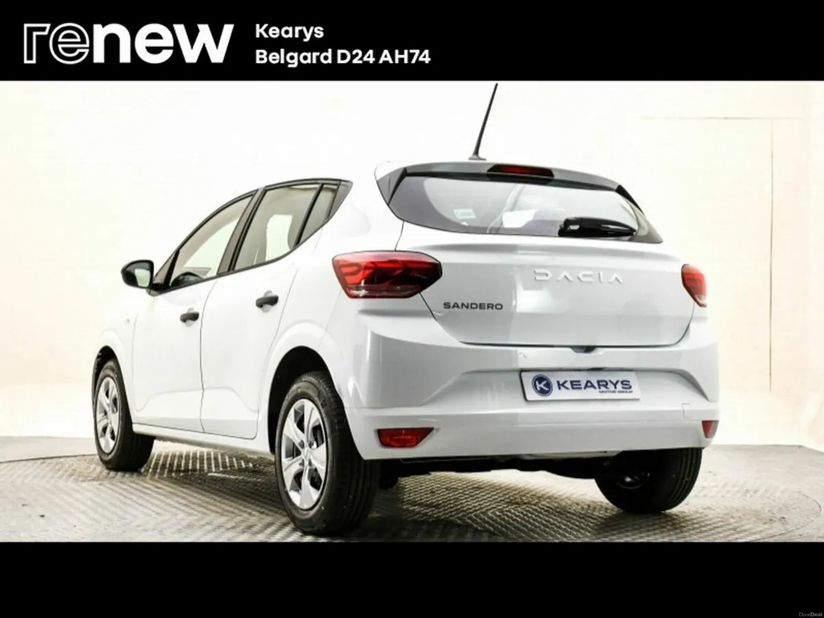 Dacia Sandero Essential TCe 90 5Sp GSR2 - Image 4