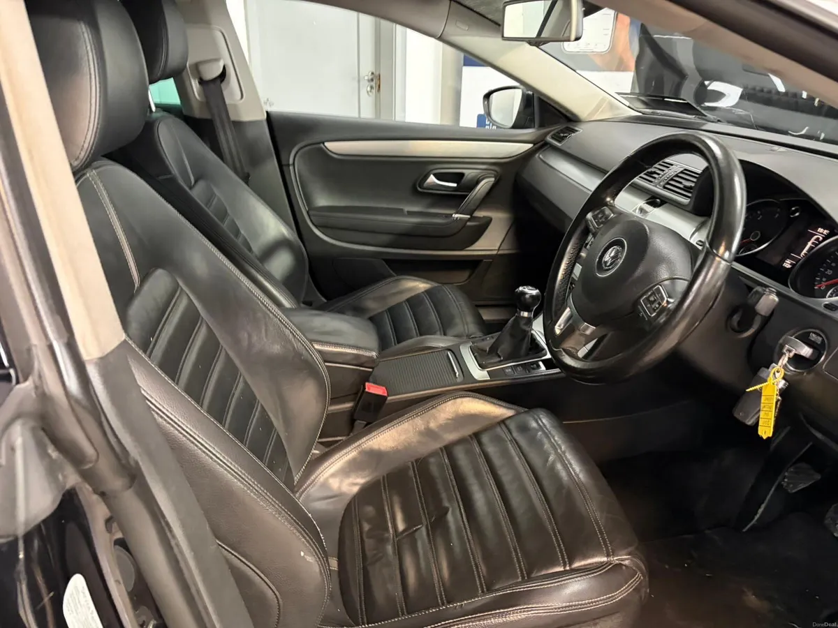 Volkswagen Passat CC 2011 2.0TDI.  140BHP - Image 4