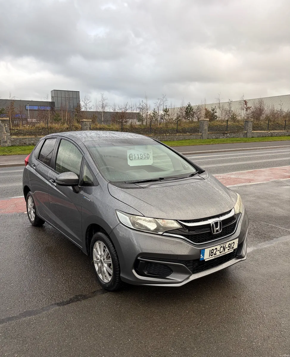 2018 Honda Fit 1.5 Hybrid GP6 model - Image 3
