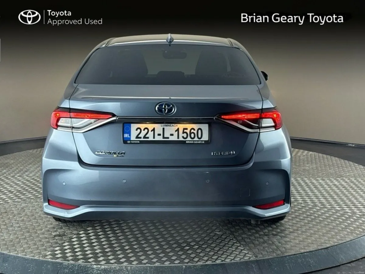 Toyota Corolla HYBRID SOL SALOON - Image 4