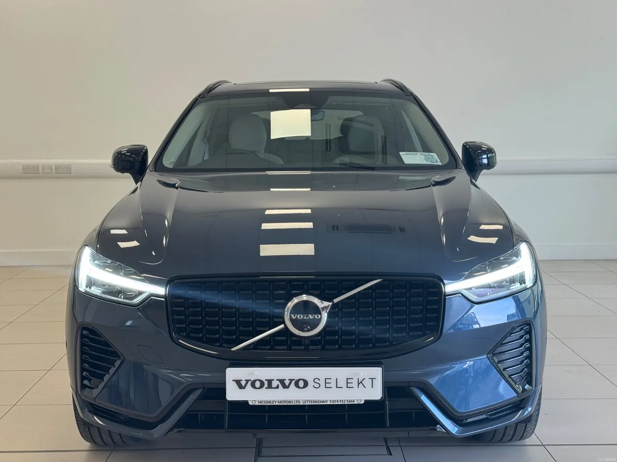 Volvo XC60 2024 - Image 2