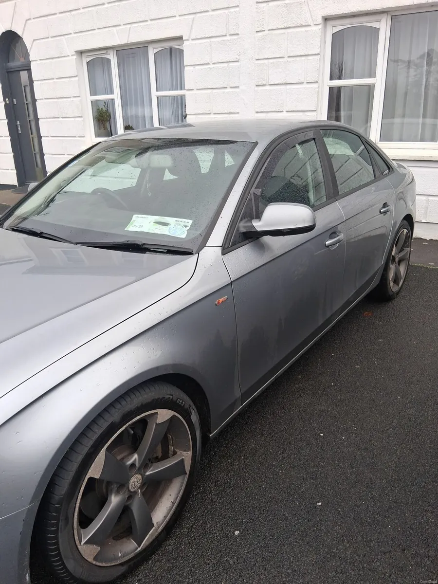 Audi A4 2011 - Image 2