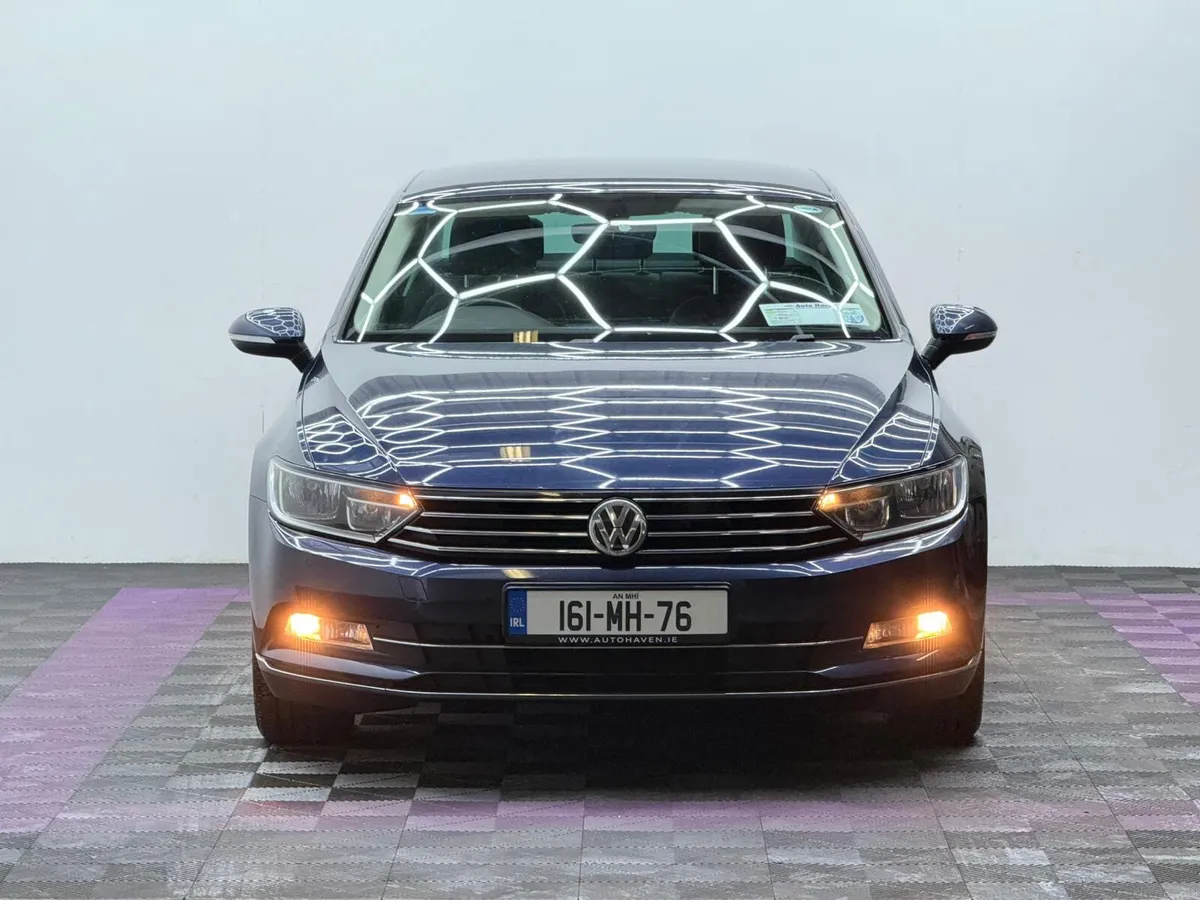 2016 Volkswagen Passat Highline 1.6TDI - Image 2