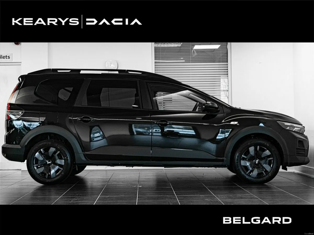 Dacia Jogger TCe 110 Expression DEMO - Image 3