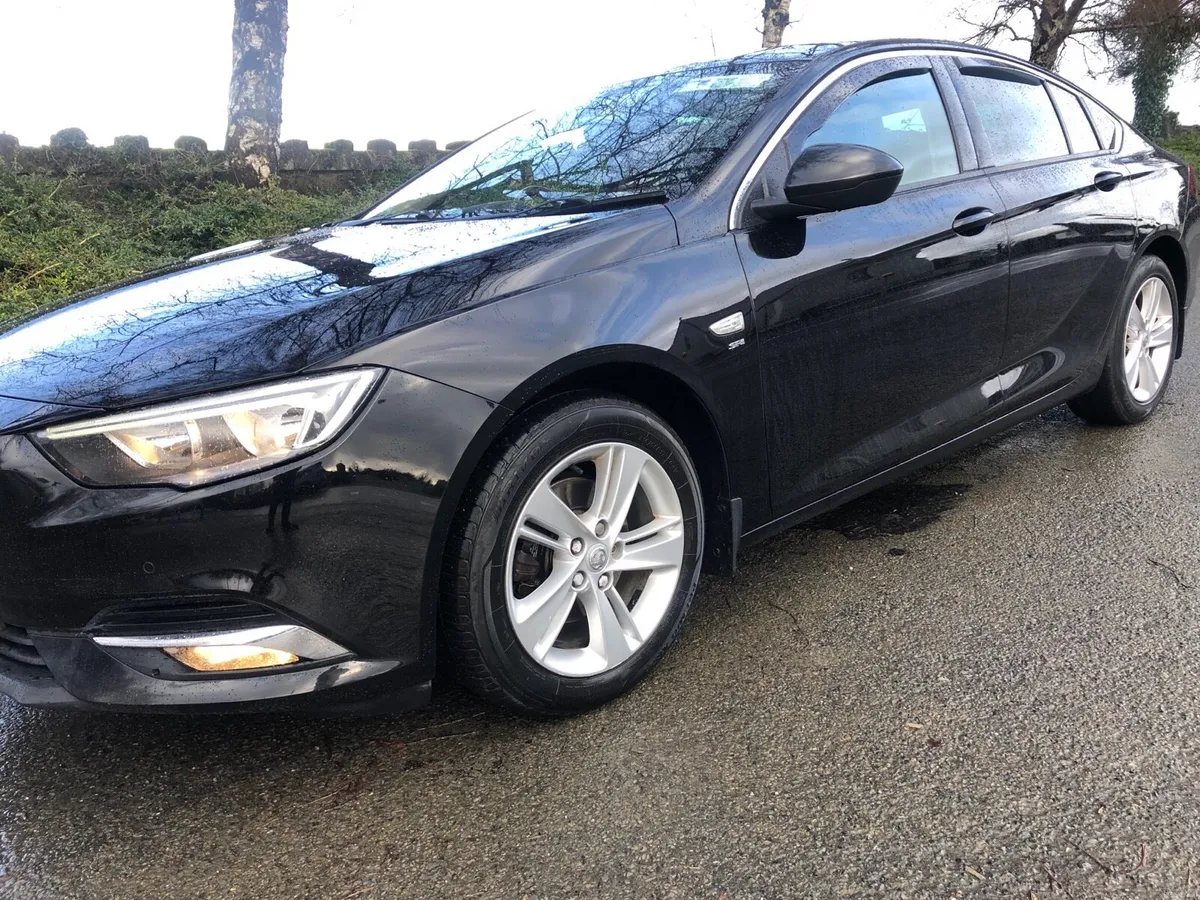 VAUXHALL INSIGNIA EXECUTIVE AS NEW ITS MINT 👌 - Image 2