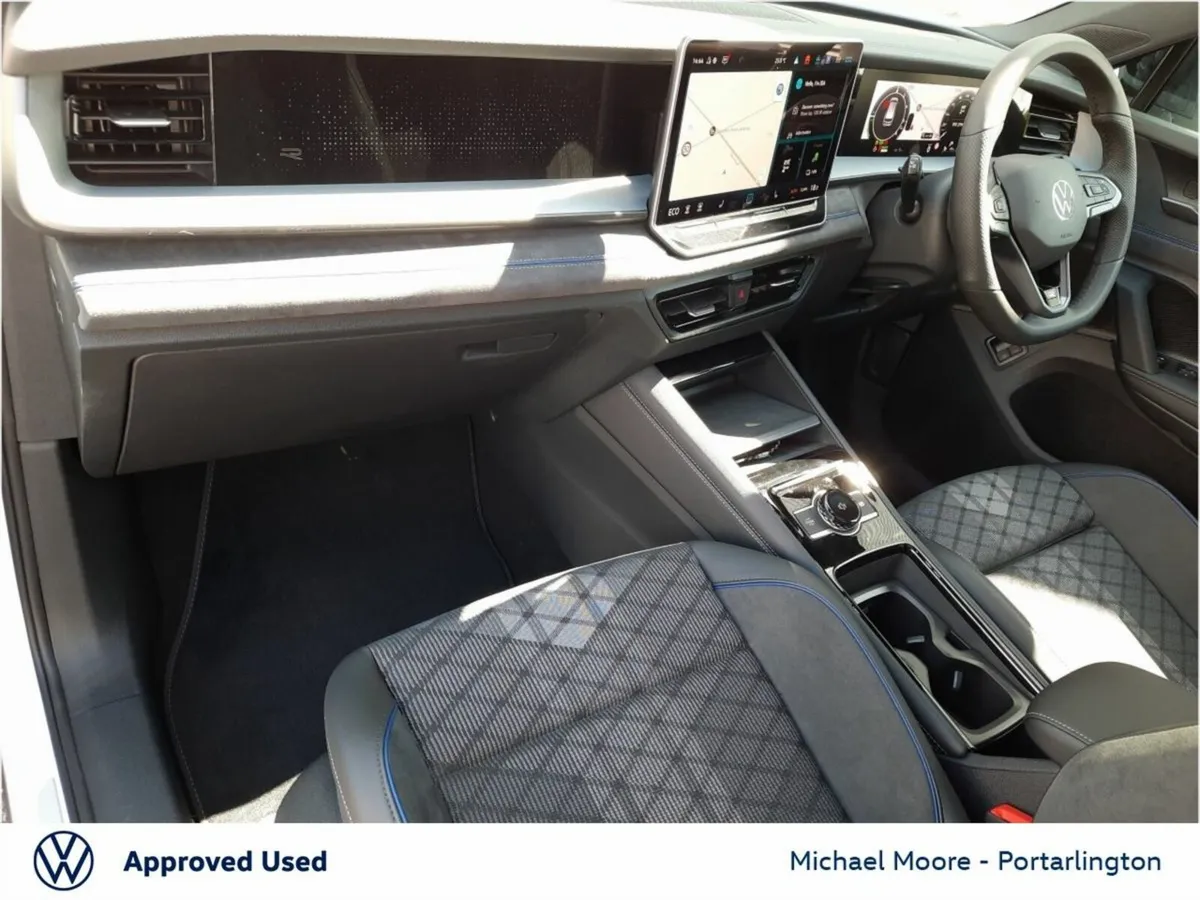 Volkswagen Tayron R-LINE 75 1.5TSI 204HP PHEV DSG - Image 4