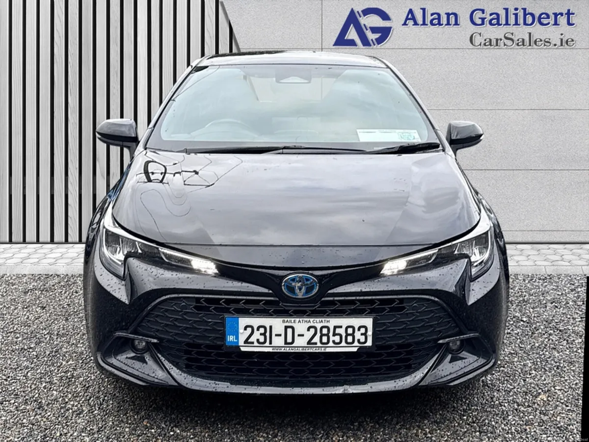 Toyota Corolla HYBRID LUNA Automatic €99 PW - Image 4