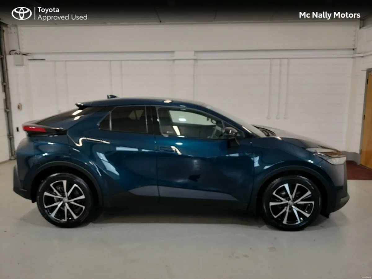 Toyota C-HR HYBRID SPORT - Image 4