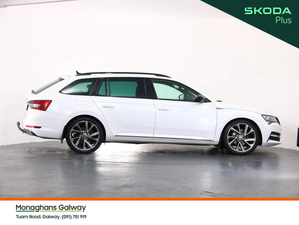 Skoda Superb COMBI SPORTLINE 2.0 TDI 150HP AUTO - Image 3