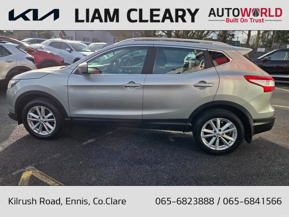Nissan Qashqai 1.2 SV MY16 E6 4DR - Image 6