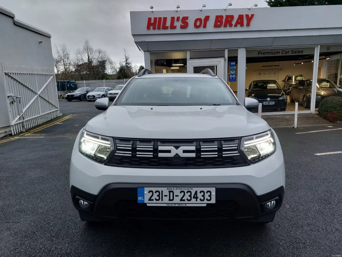 Dacia Duster 2023 EXPRESSION BLUE DCI 115 4X2 NB - Image 2