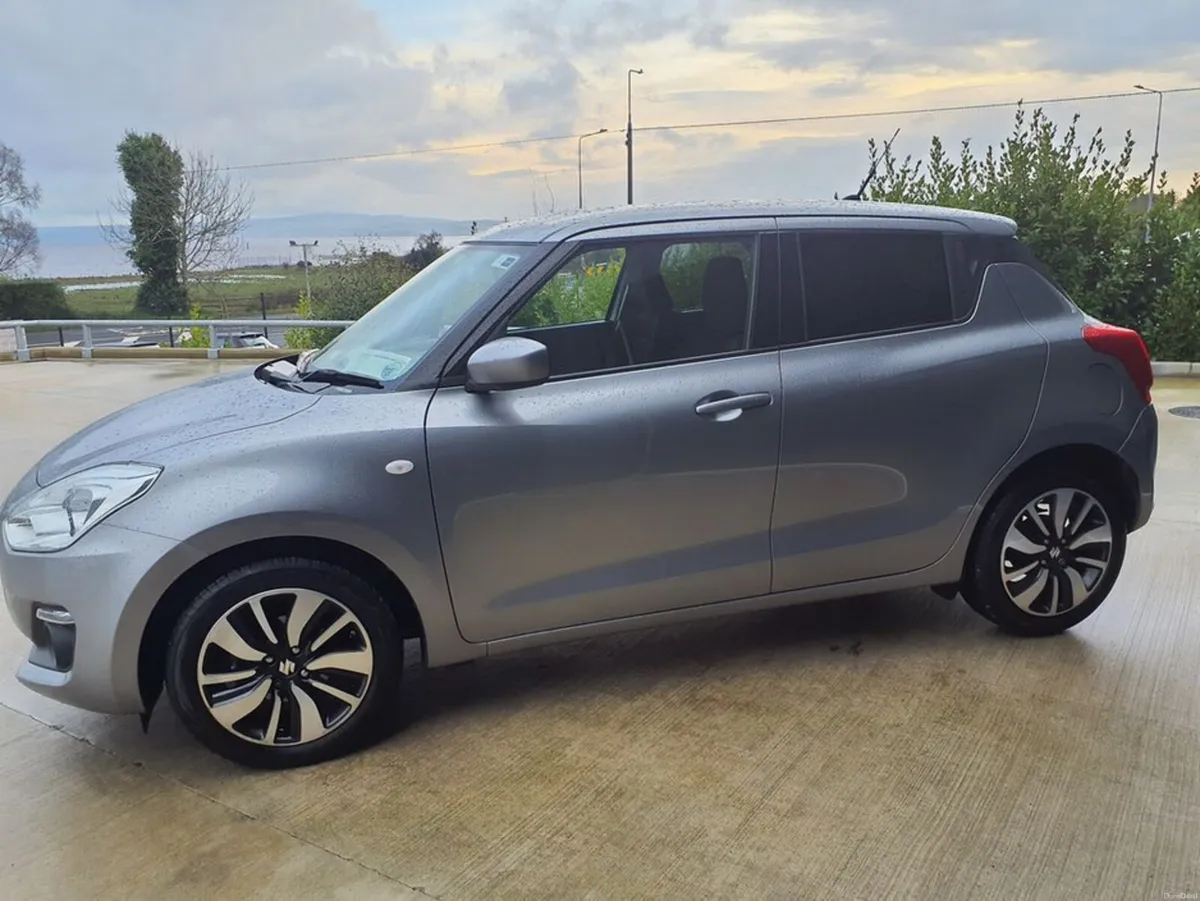 Suzuki Swift 1.2 Sz-t Dualjet Shvs 90PS 5DR - Image 4