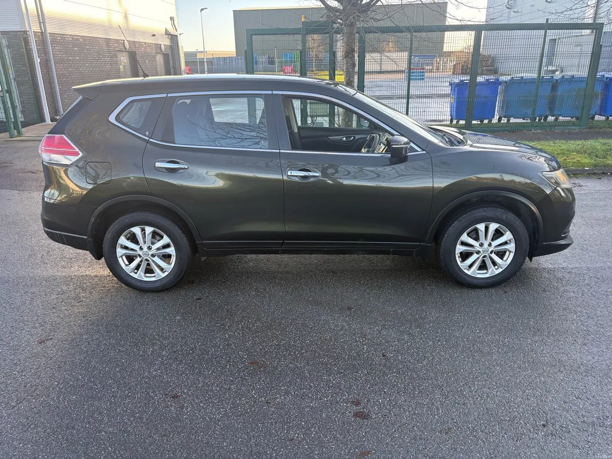 2015 151 NISSAN XTRAIL 7 SEATER TAX AND TEST - Image 2