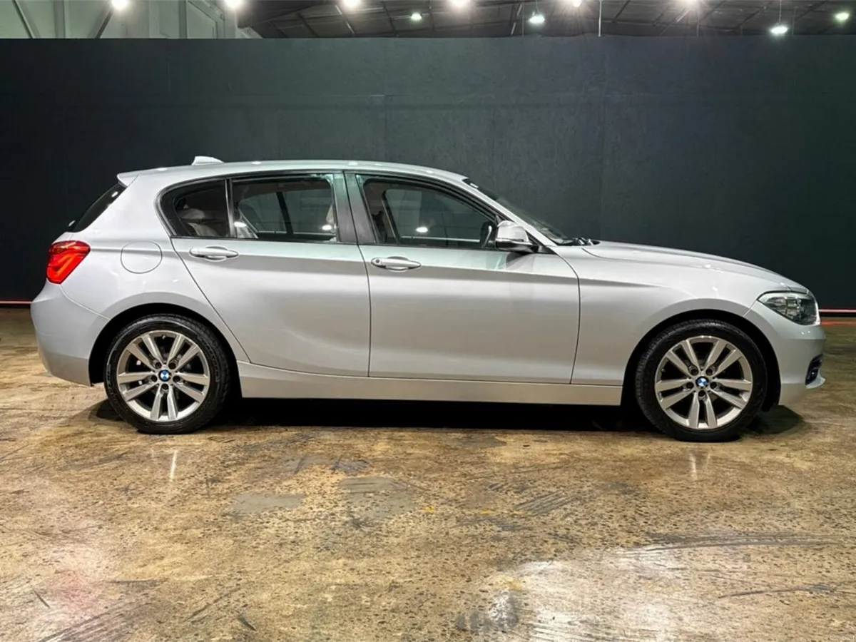 BMW 1-Series 118I 1.5L AUTOMATIC - CREAM LEATHER U - Image 3