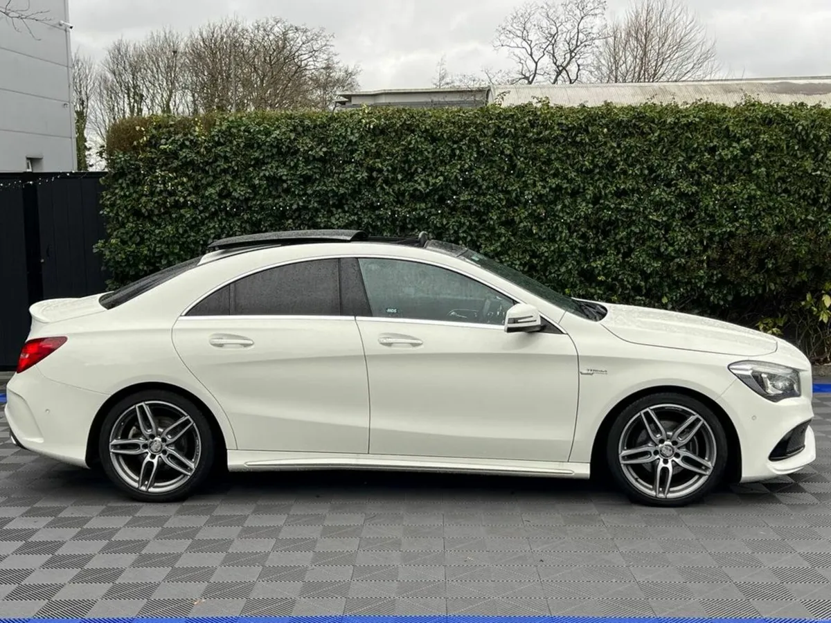 Mercedes-Benz CLA CLA180 AMG-LINE 1.6 AUTO // OPEN - Image 4