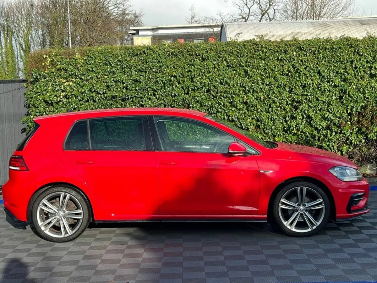 Volkswagen Golf HIGHLINE R-LINE 1.0 TSI // 17" ALL - Image 2