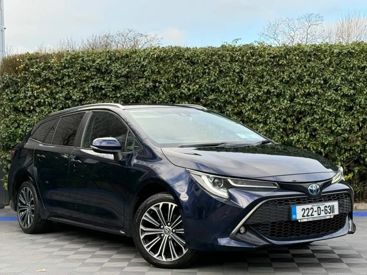 Toyota Corolla SOL TOURING 1.8 HYBRID // FULL SERV - Image 1