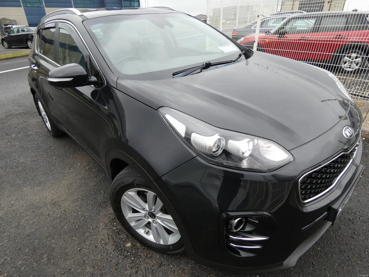 Kia Sportage 1.7 PLATINUM, Only 60365 Miles - Image 4