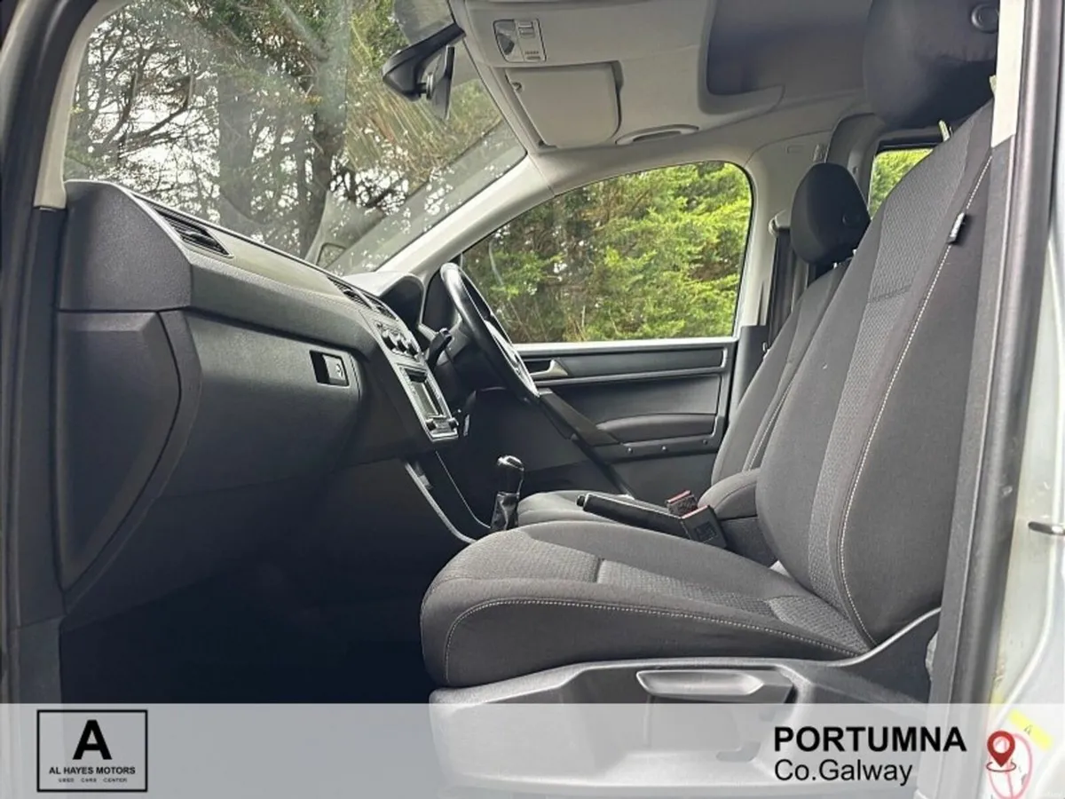 Volkswagen Caddy Maxi Life 2018 7 SEATER LIFE TREN - Image 4