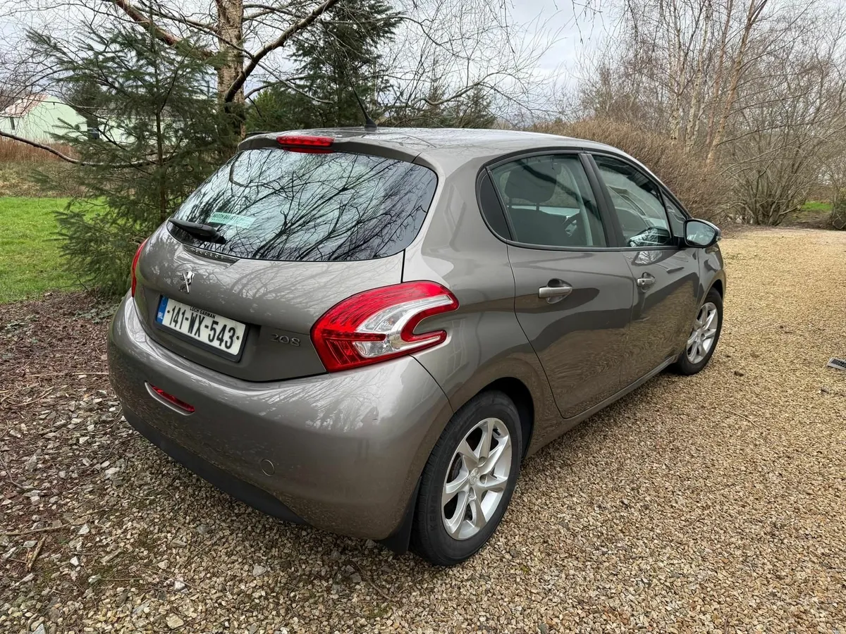 Peugeot 208 2014 - Image 3