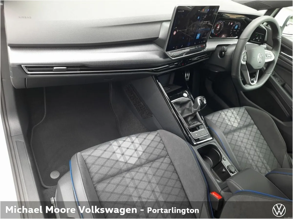 Volkswagen Golf R-LINE 1.5TSI 150 M6F - Image 4