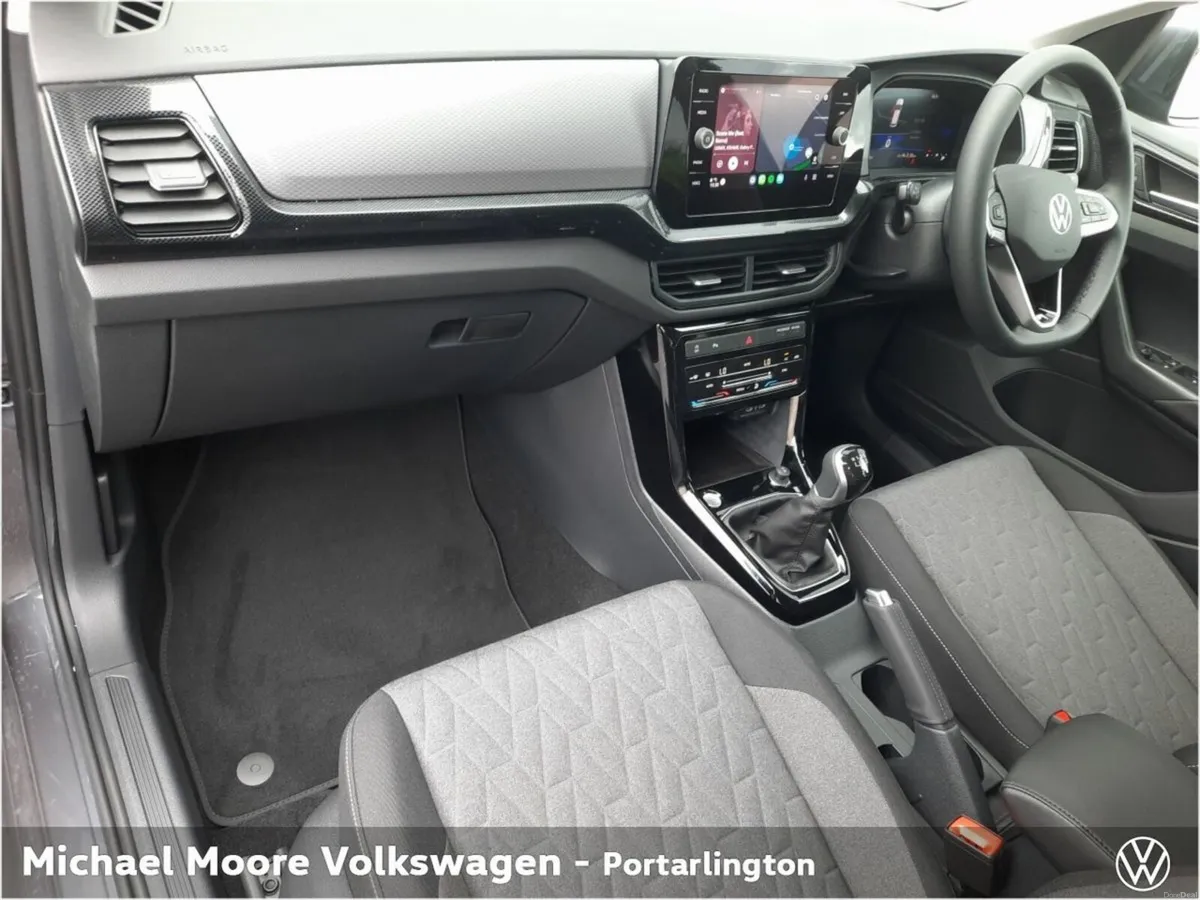 Volkswagen T-Cross EDITION 75 1.0TSI 95HP M5F - Image 4