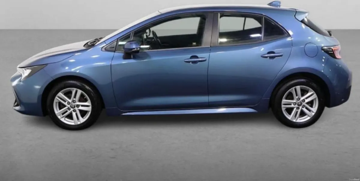 201 Toyota Corolla 1.8 Hybrid Automatic - Image 1