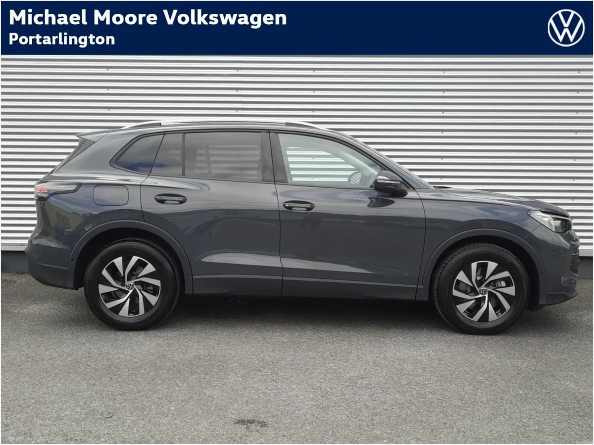 Volkswagen Tiguan TIGUAN  EDITION 75 - Image 6