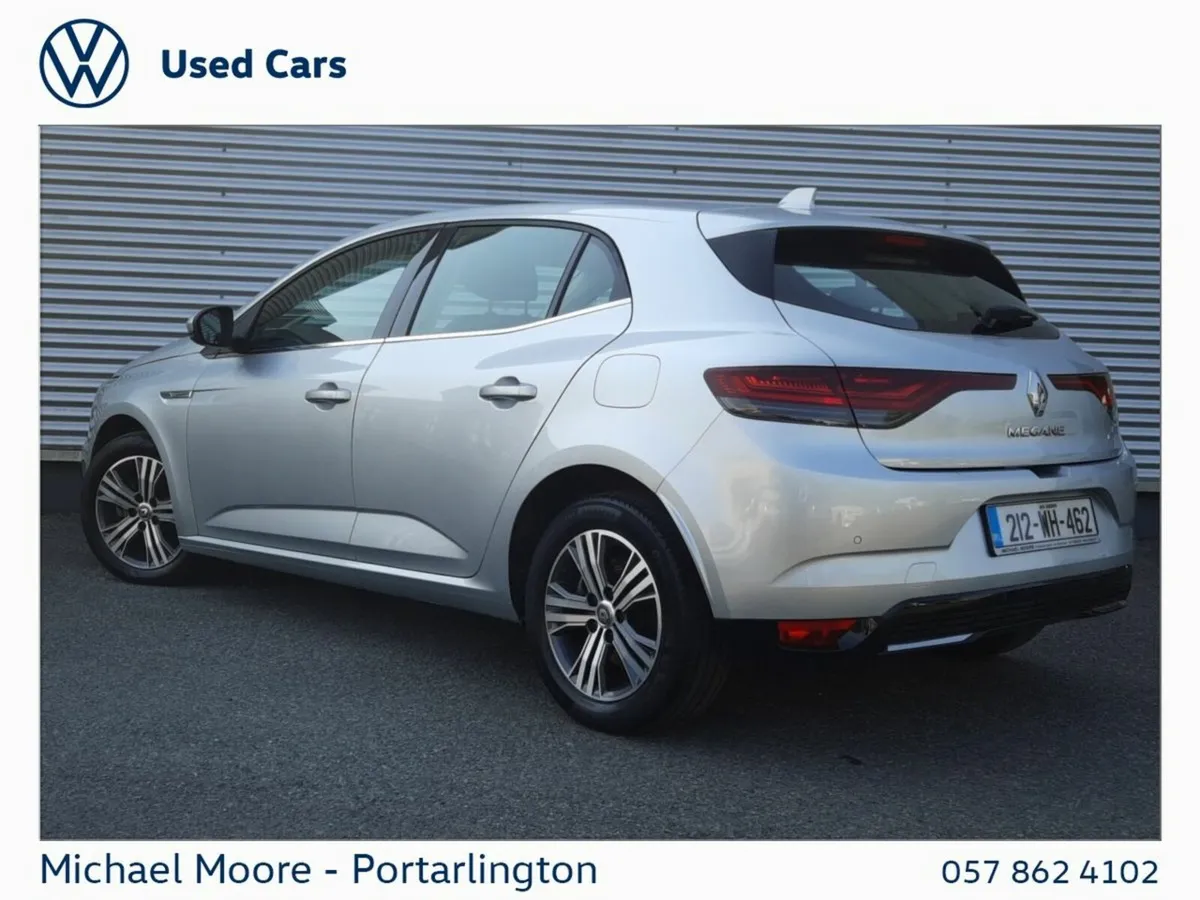 Renault Megane 1.6 160 PHEV ICONIC - Image 4