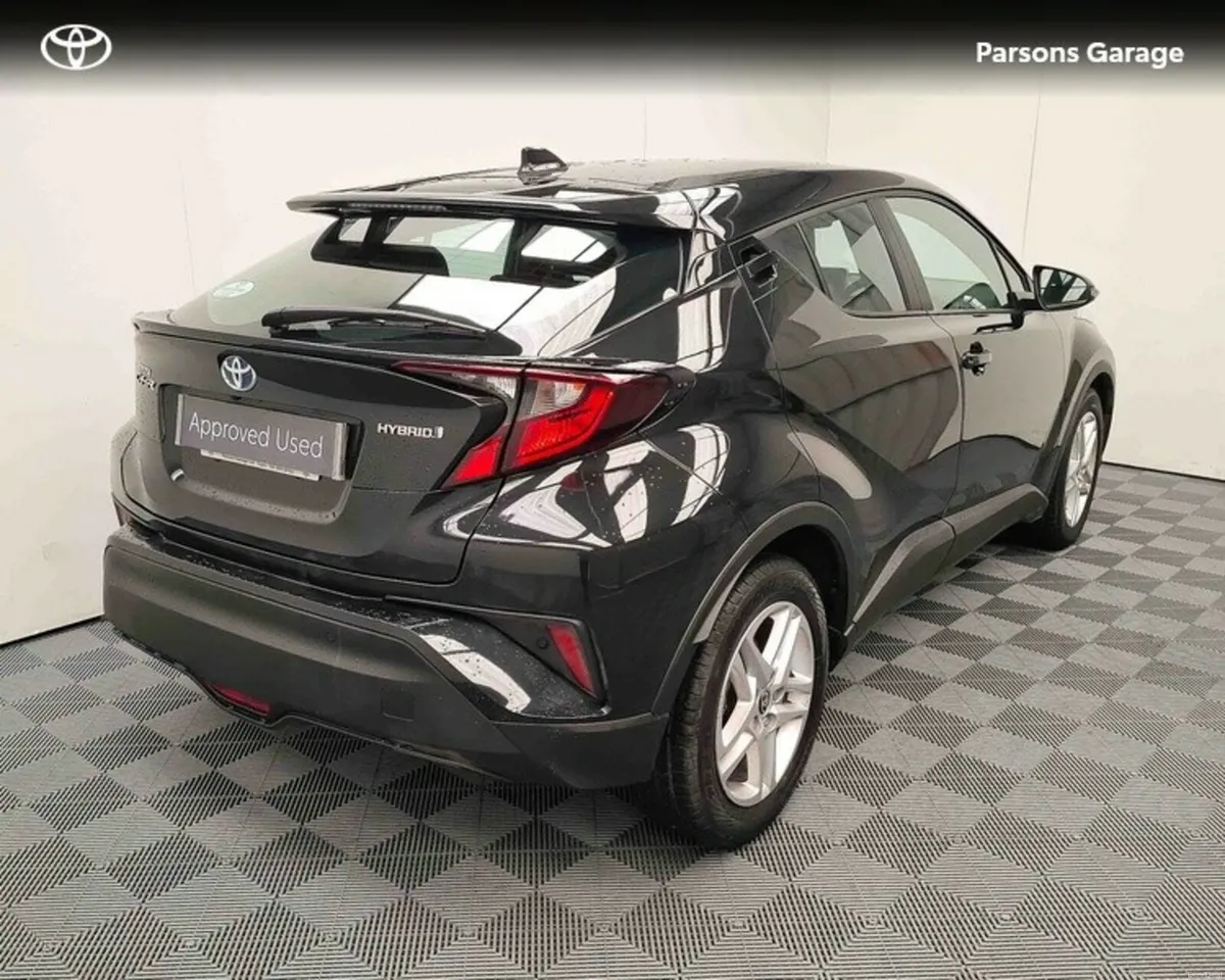 Toyota C-HR HYBRID LUNA 4DR AUTO - Image 2