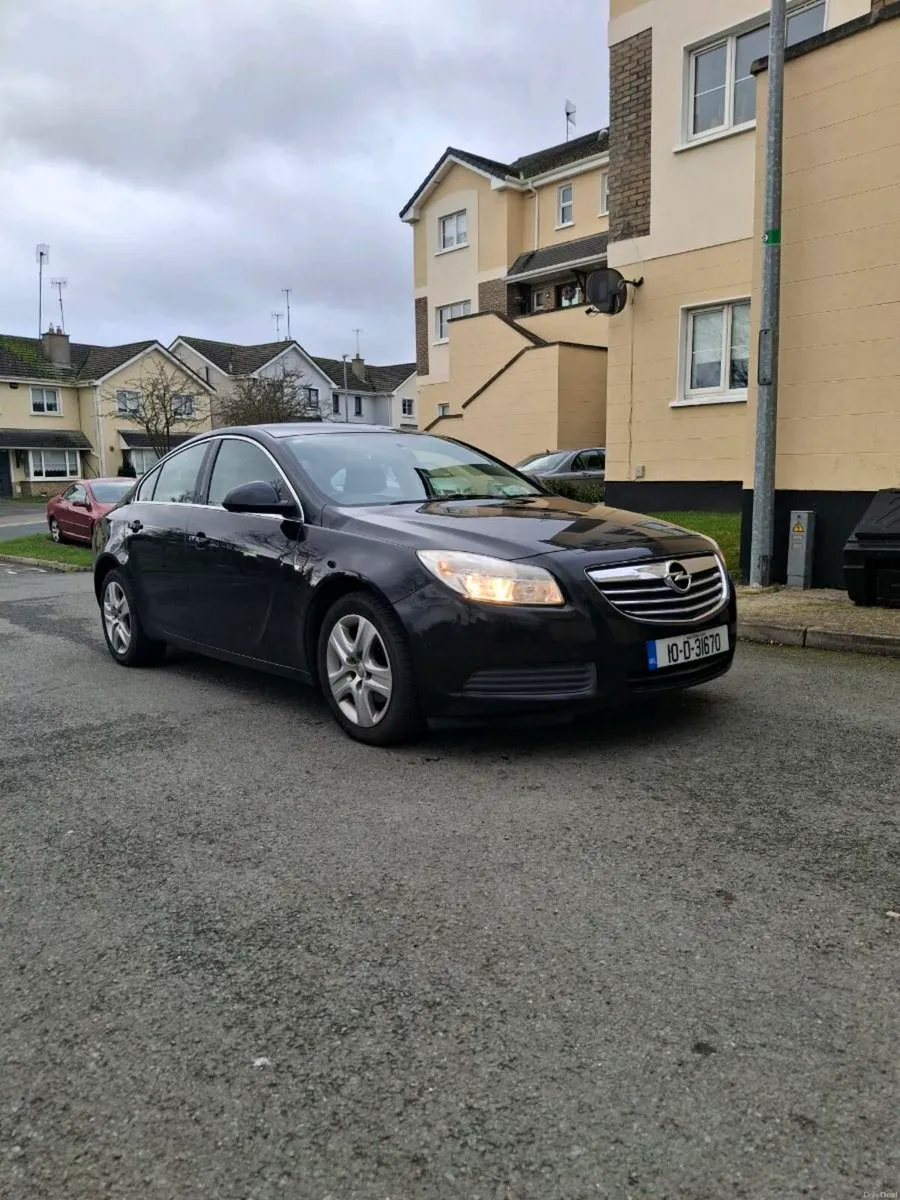 Opel Insignia 2010 2.0D - Image 2