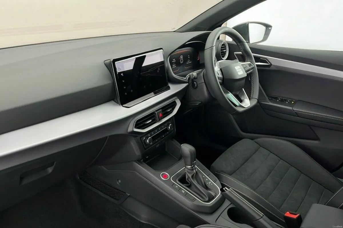 SEAT Ibiza Ibiza 1.0TSI 115hp DSG Auto Xcellence - Image 3