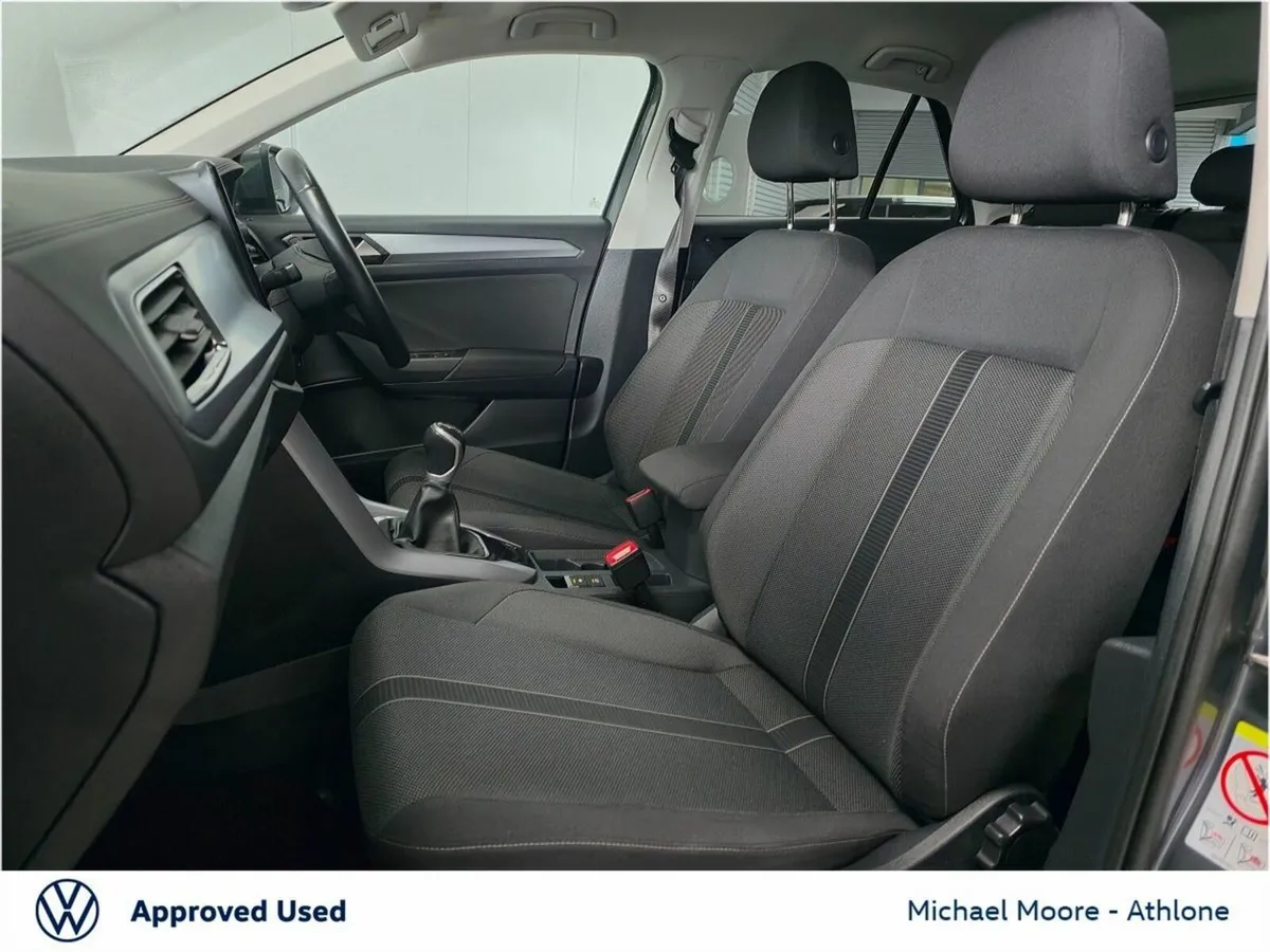 Volkswagen T-Roc T-ROC LIFE 2.0 TDI M6F 116BHP - Image 4