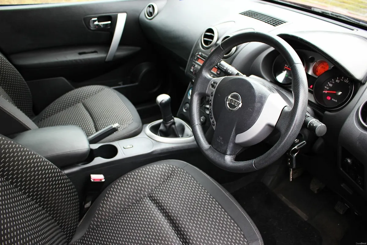 Nissan Qashqai 1.6  Petrol/NEW NCT 12.26/LOW 193km - Image 3