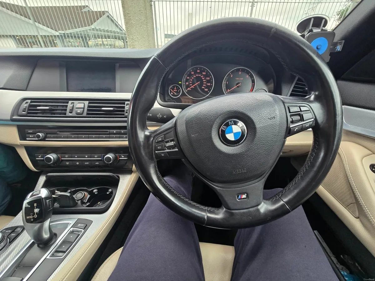 BMW 5-Series 2012 Automatic - Image 2