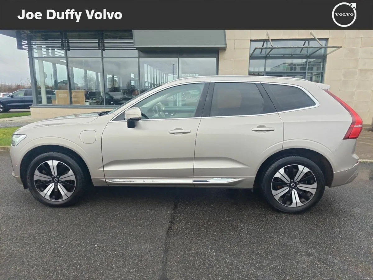 Volvo XC60 T6 Recharge PHEV 350hp AT8 Plus Bright - Image 4