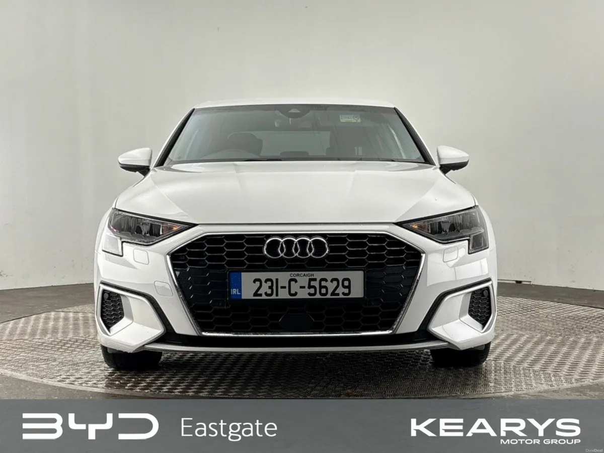 Audi A3 30 TDI 116HP SE - Image 2