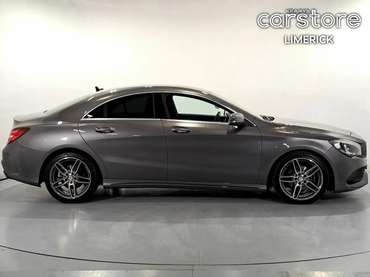 Mercedes-Benz CLA 180 AMG LINE - Image 2