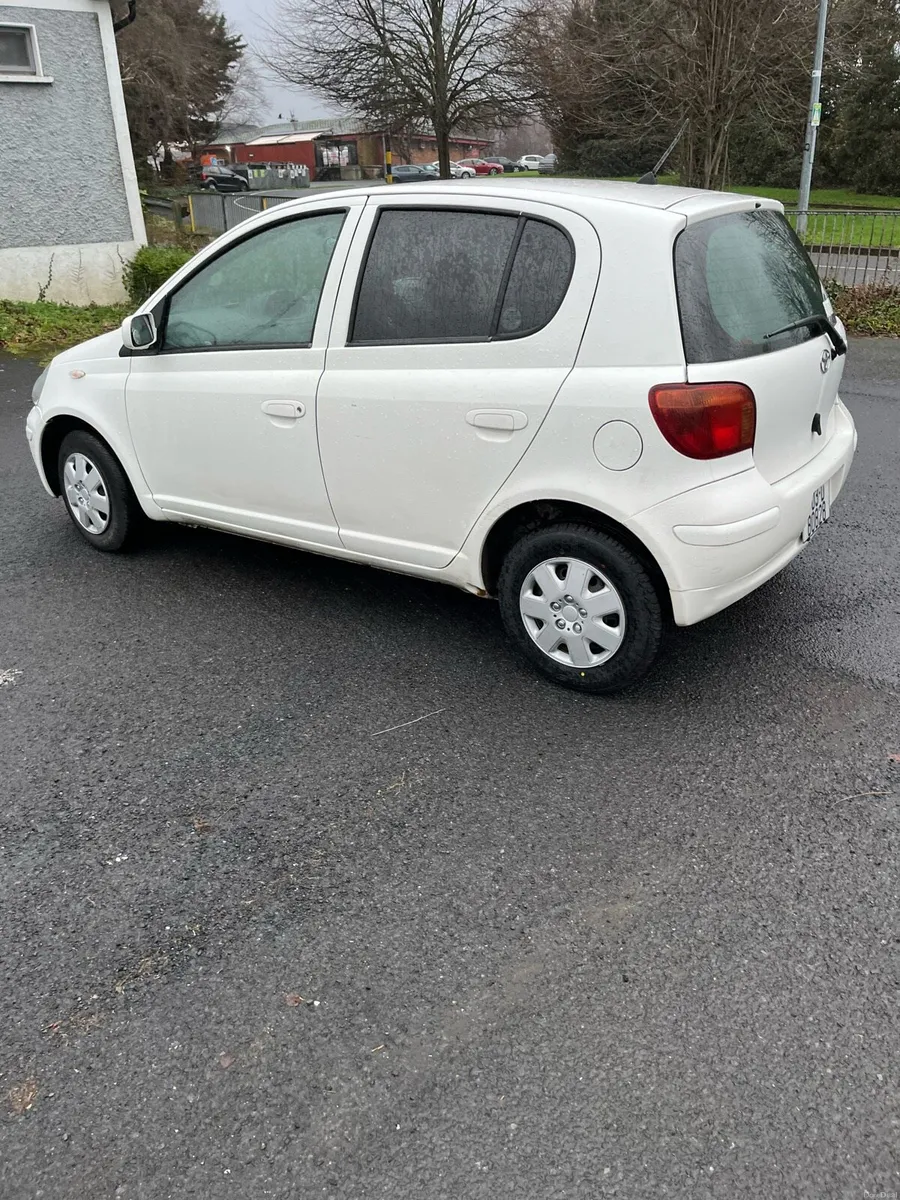 Toyota Yaris (vitz) 1.0 automatic /003 - Image 3