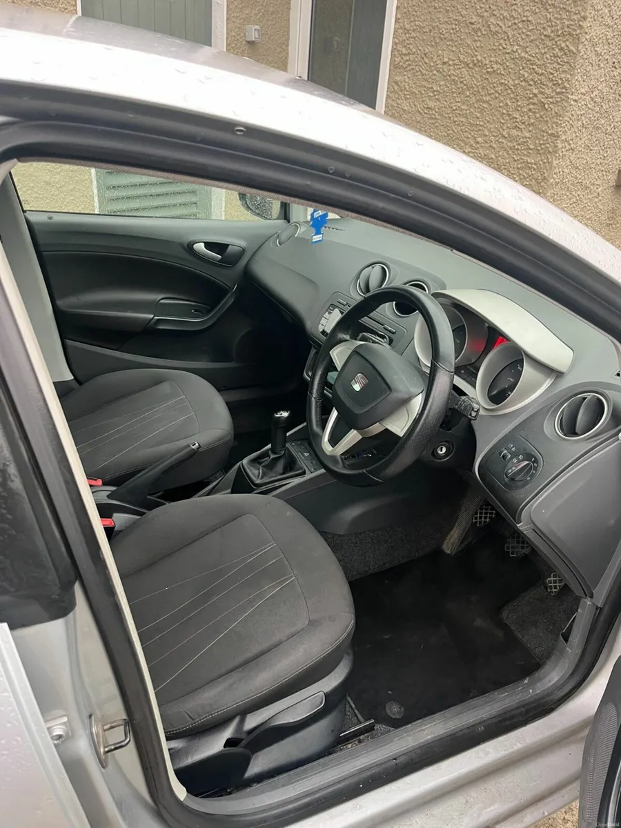 SEAT Ibiza 2011 - Image 3