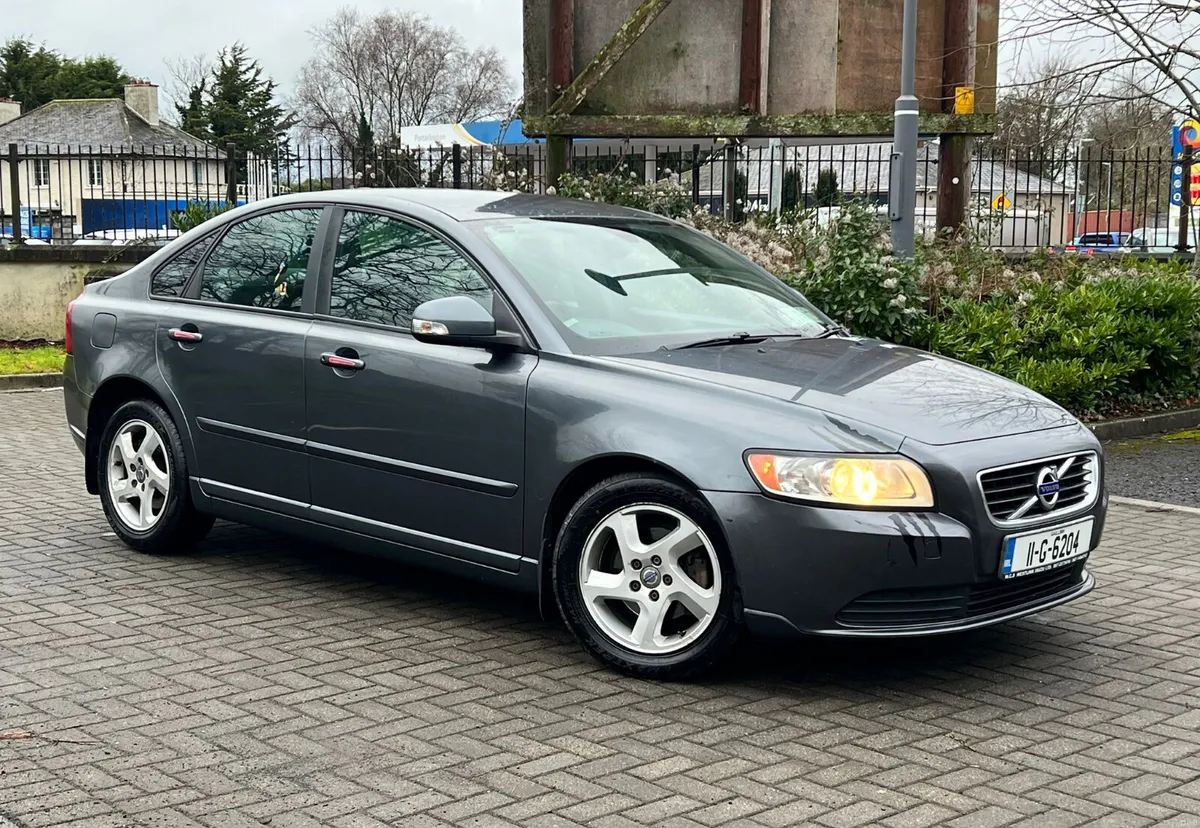 Volvo S40 2011 1.6 Diesel new nct 7/26 tax 3/26 - Image 2