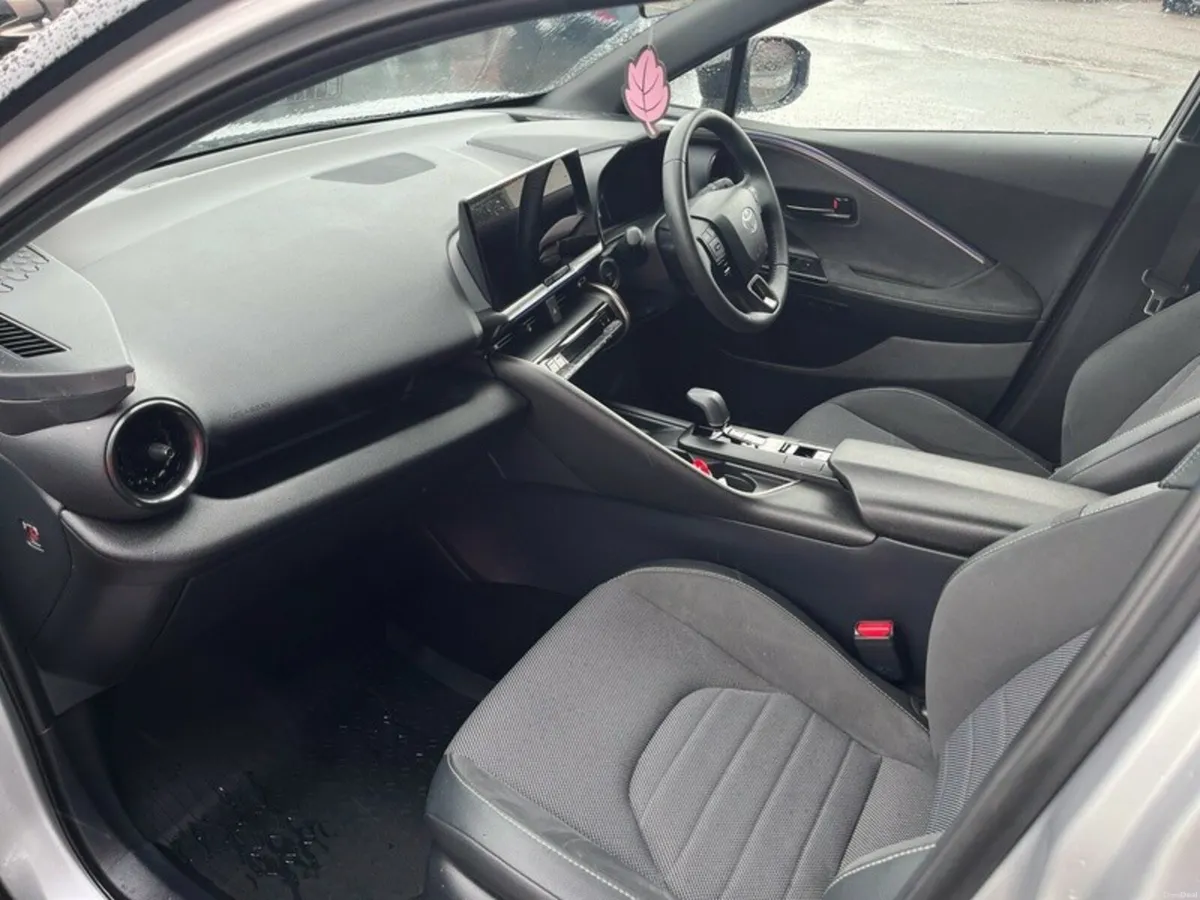 Toyota C-HR C-HR HYBRID SOL - Image 6