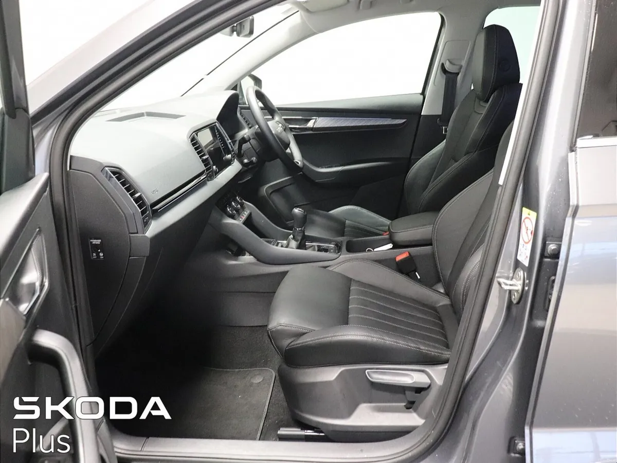 Skoda Karoq SELECTION PLUS 2.0TDI 115HP - Image 4