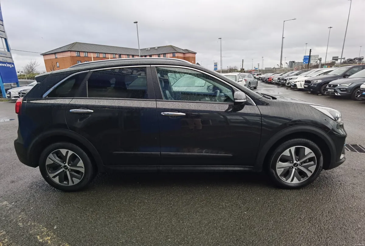 KIA NIRO 64KWH EV 3 **96% BATTERY HEALTH** - Image 4